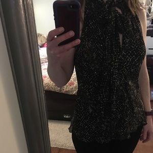 5 for $10! Banana Republic Silk Top S